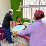 FAMILIAS RECIBEN SERVICIOS DENTALES A BAJO COSTO