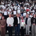 Soledad de Graciano Sánchez entrega certificados de educación básica a adultos y reporta avance en alfabetización