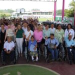 Gobierno de San Luis Potosí entrega sillas de ruedas a personas con discapacidad en la Huasteca