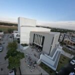 Teatro Doroteo Arango de Soledad exenta renta a escuelas públicas para graduaciones; ahorro supera los 2 millones de pesos