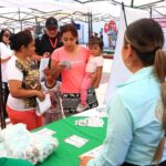 Villa de Pozos acerca servicios médicos gratuitos a familias en Feria de la Salud