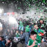 Miles de soledenses celebran triunfo de México 2-0 sobre Ecuador en la Plaza Principal
