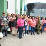 ADULTOS MAYORES DE SOLEDAD DISFRUTAN PASEO GRATUITO DE CONVIVENCIA PARA SU BIENESTAR